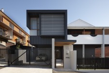 Boarding House by Shaun Lockyer Architects